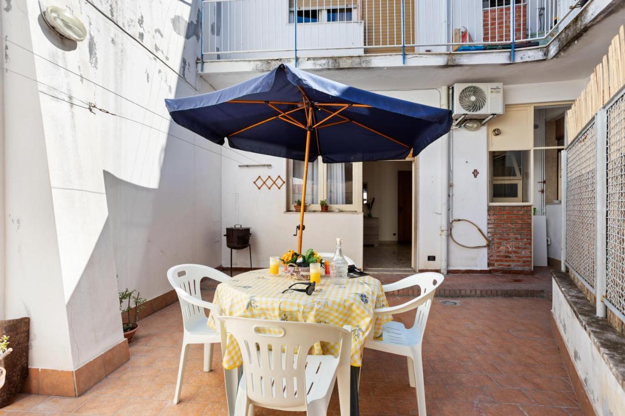 Tra Il Centro E Il Mare Apartment Con Terrazzo Ачи Костелло Экстерьер фото
