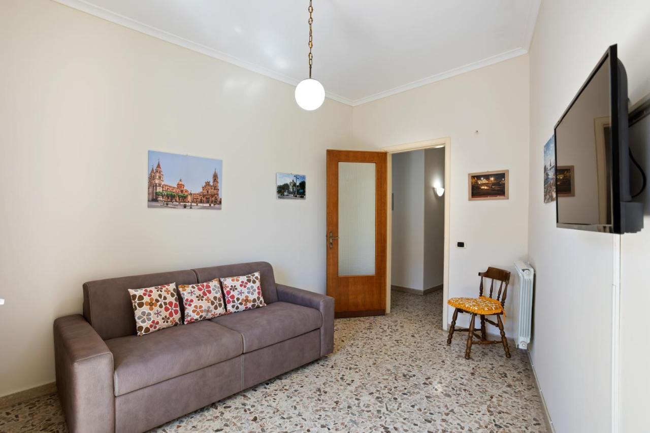 Tra Il Centro E Il Mare Apartment Con Terrazzo Ачи Костелло Экстерьер фото
